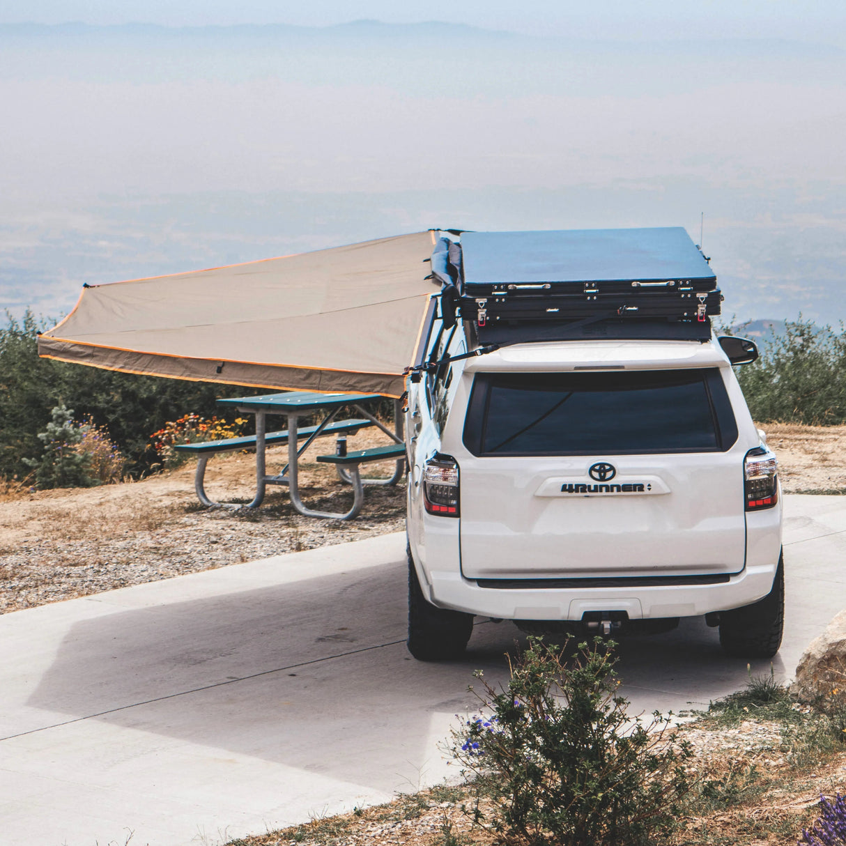 180 DEGREE AWNING, XL, DRIVER OR PASSENGER SIDE, C-CHANNEL ALUMINUM, OLIVE Tipella Backcountry