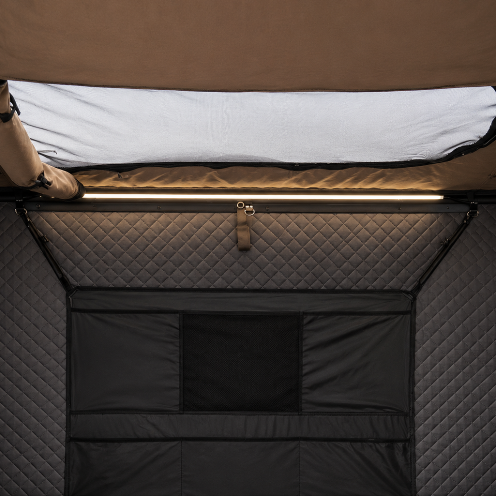 The GRIZZLY DEN 4 Person Tent