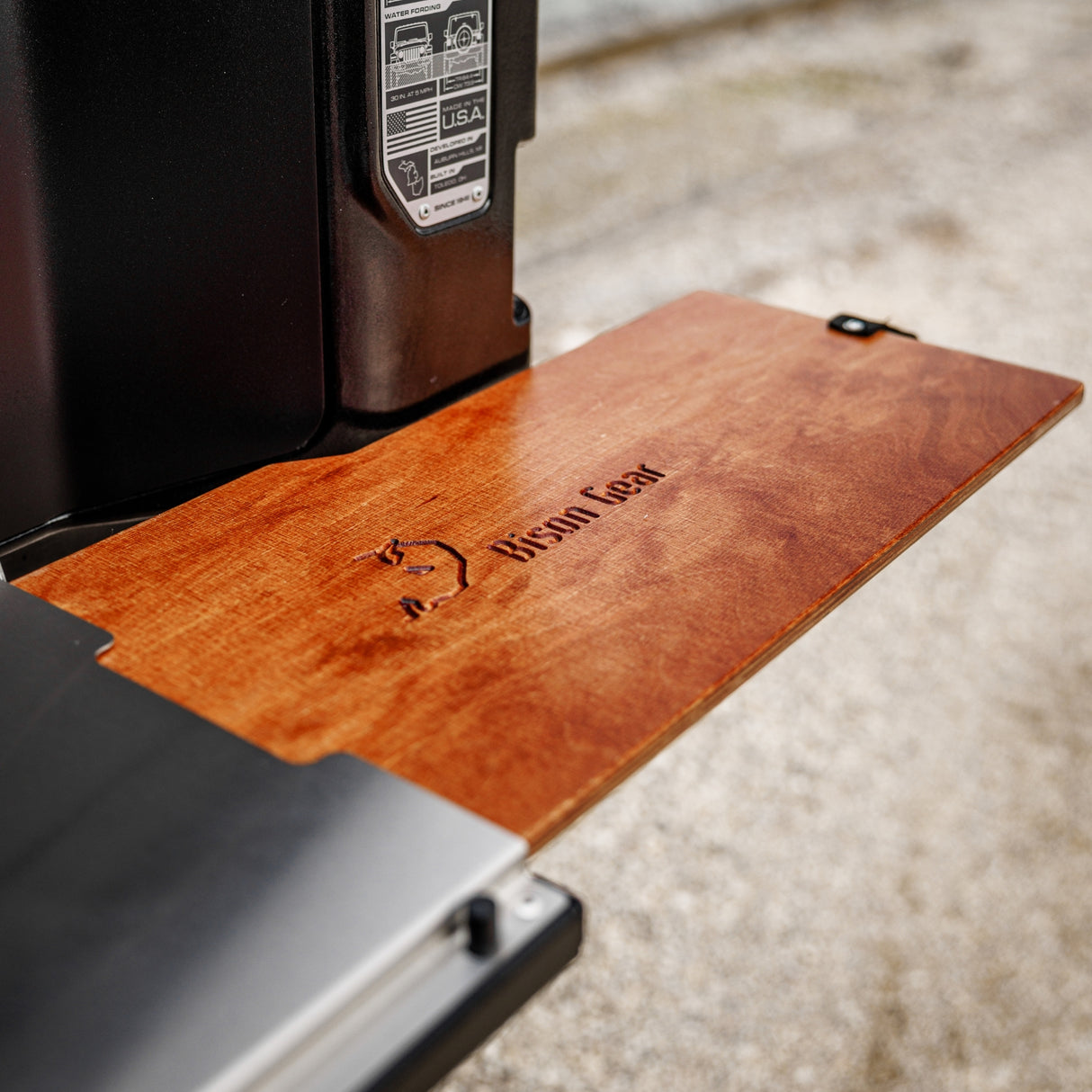 Drop Down Tailgate Table - JEEP Wrangler