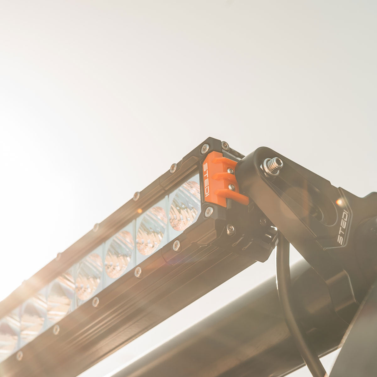 STEDI ST3301 Pro 24.5" 16 LED Light Bar Rove Overland