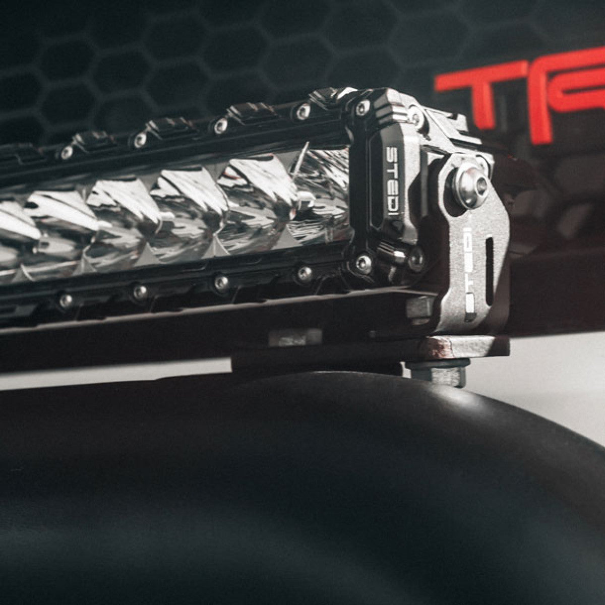 STEDI ST3K 21.5" 20 LED Slim LED Light Bar Rove Overland