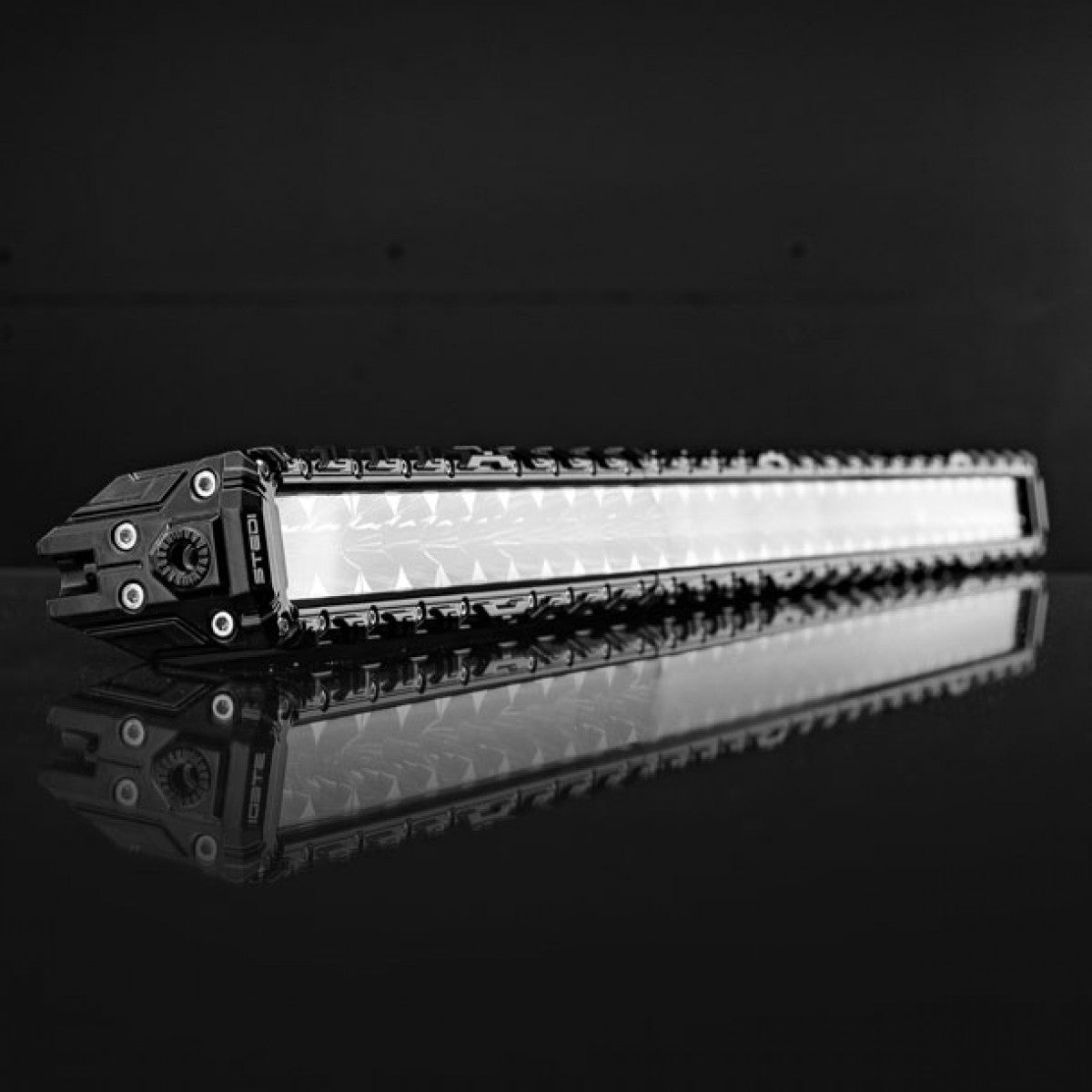 STEDI ST3K 31.5" 30 LED Slim LED Light Bar Rove Overland