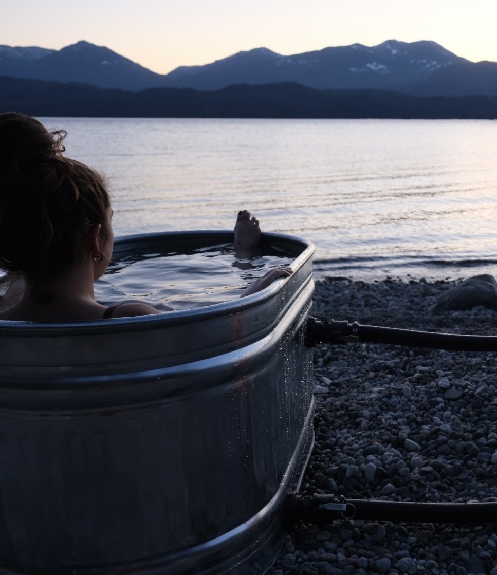 The Super Soaker – 2–3 Person Galvanized Steel Wood-Fired Hot Tub Stoke & Soak Wood-Fired Hot Tubs