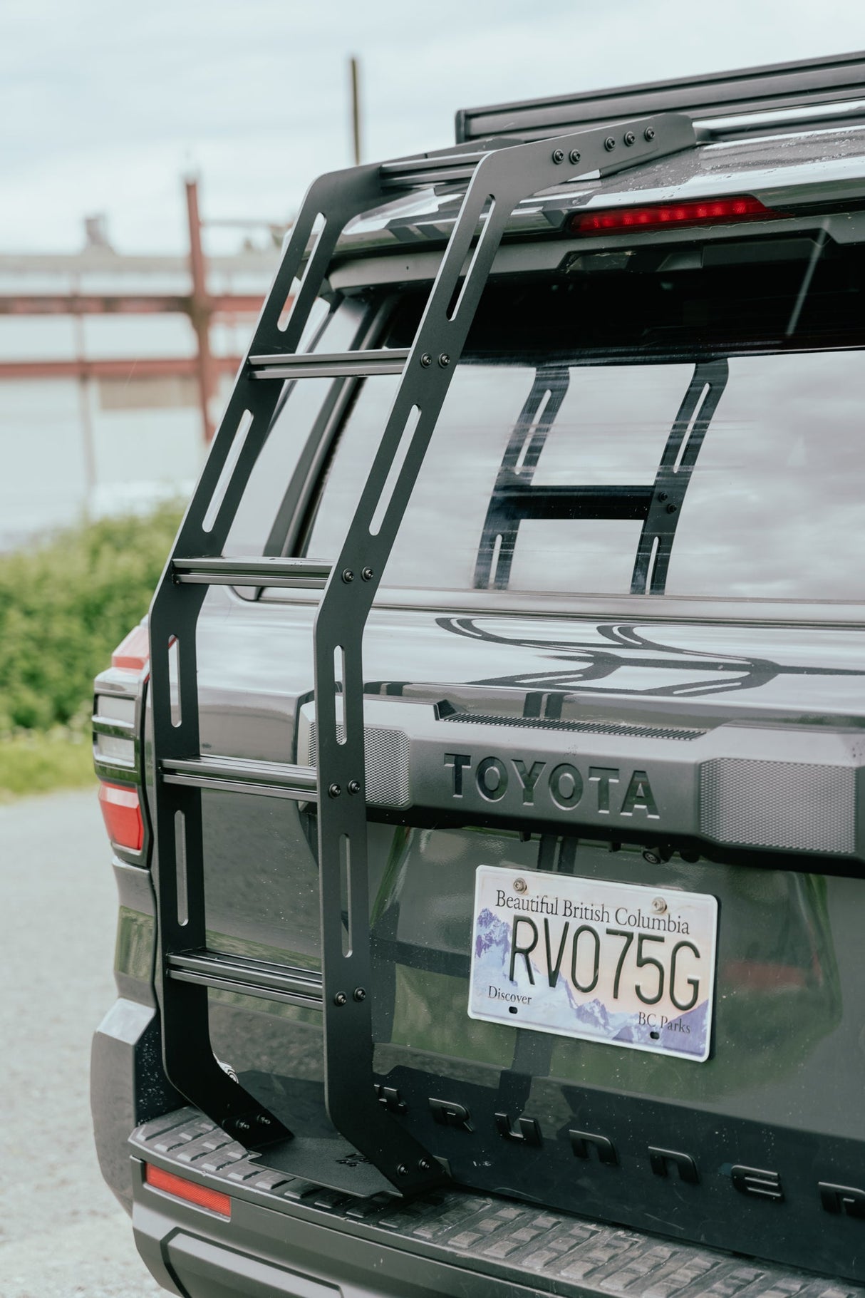 2025 Toyota 4Runner Hatch Ladder