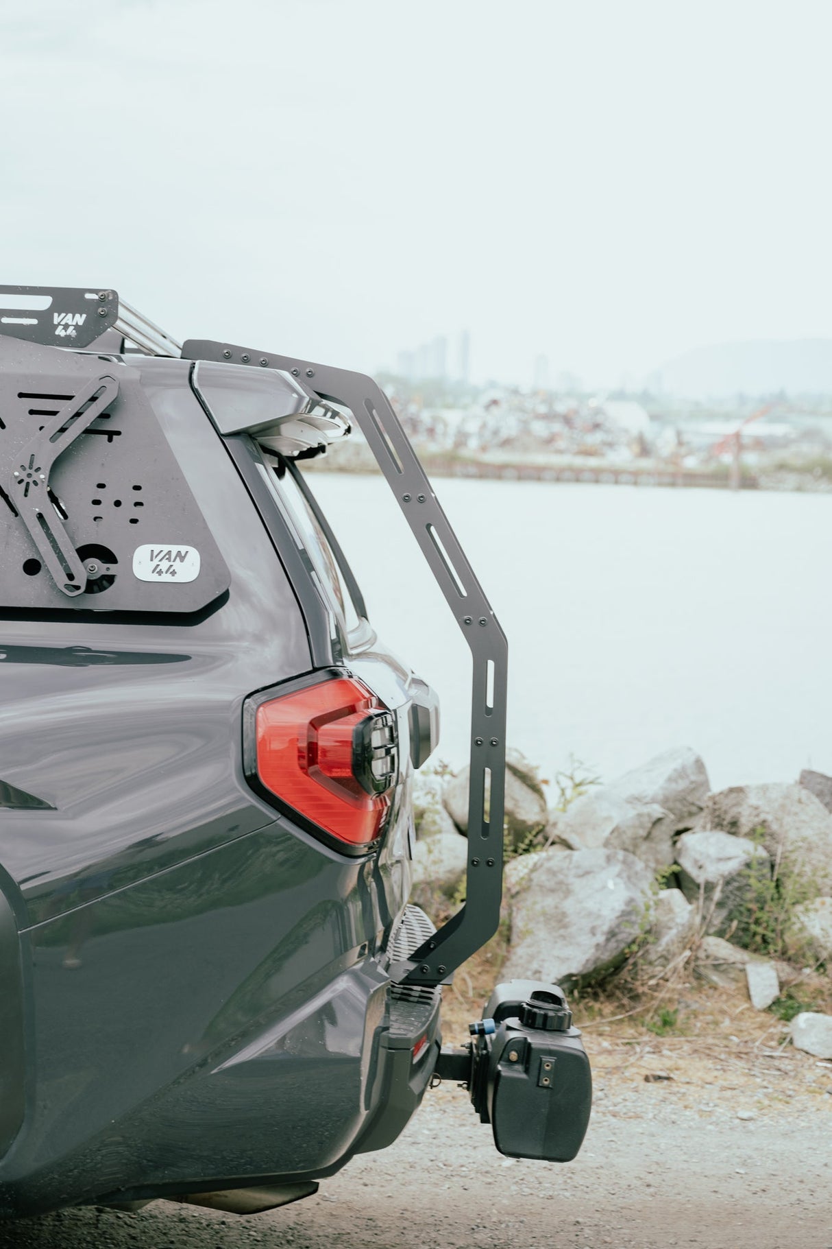 2025 Toyota 4Runner Hatch Ladder
