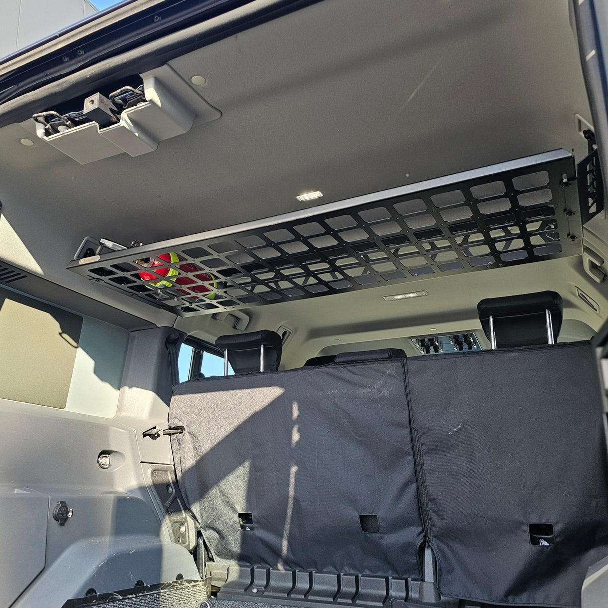 Roof Shelf - Grenadier