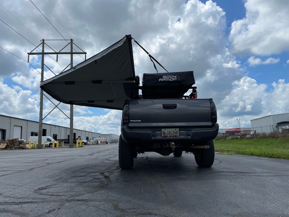 SKY RIDGE 180XL AWNING WITH MOUNTING BRACKETS Body Armor 4x4