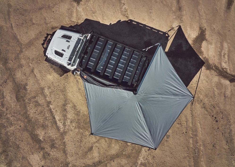 SKY RIDGE 270 AWNING DRIVER SIDE WITH MOUNTING BRACKETS Body Armor 4x4