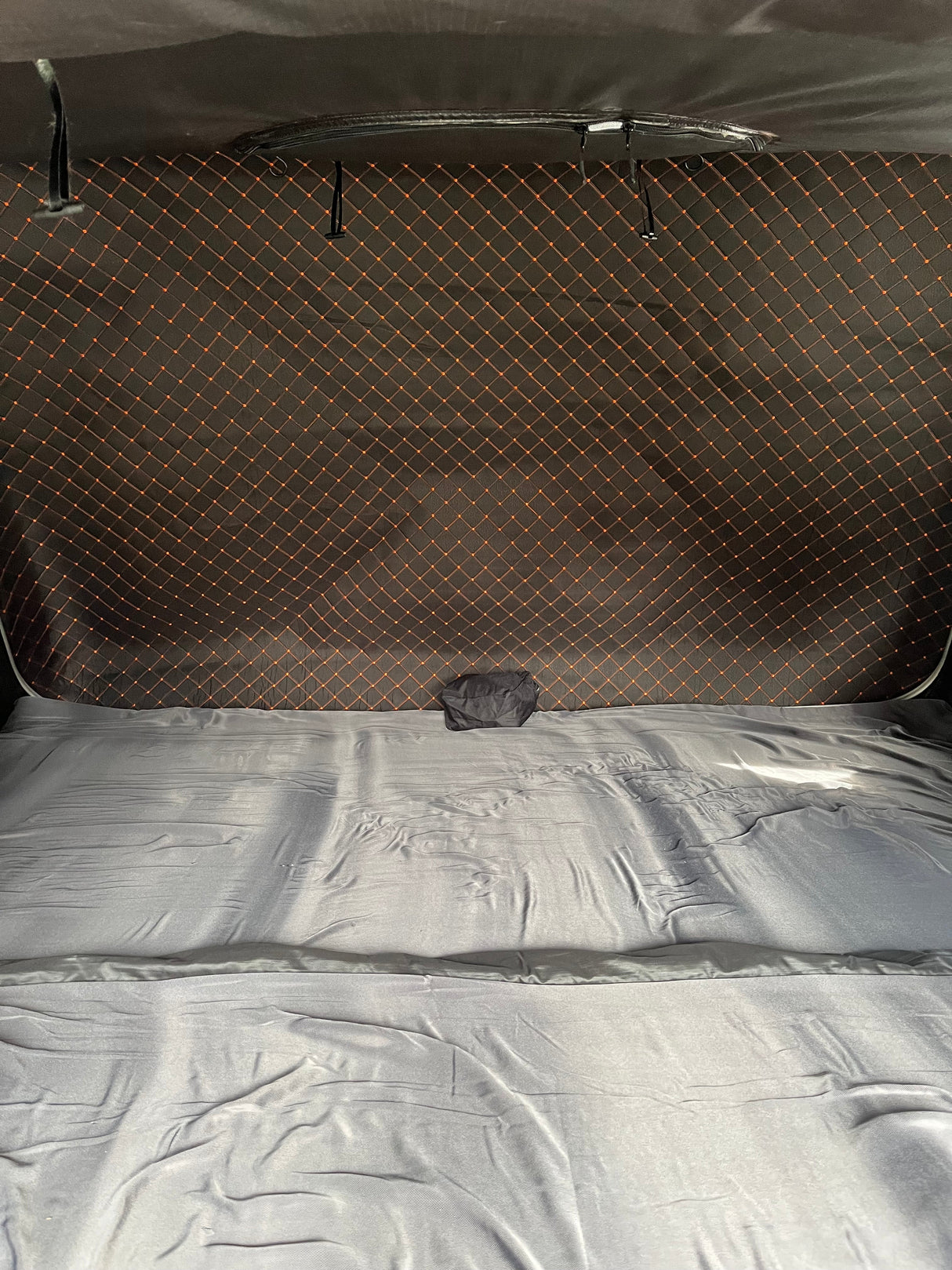 Certified Used Whipsaw DLUX Roof Top Tent w/ Extruded Aluminum Rack