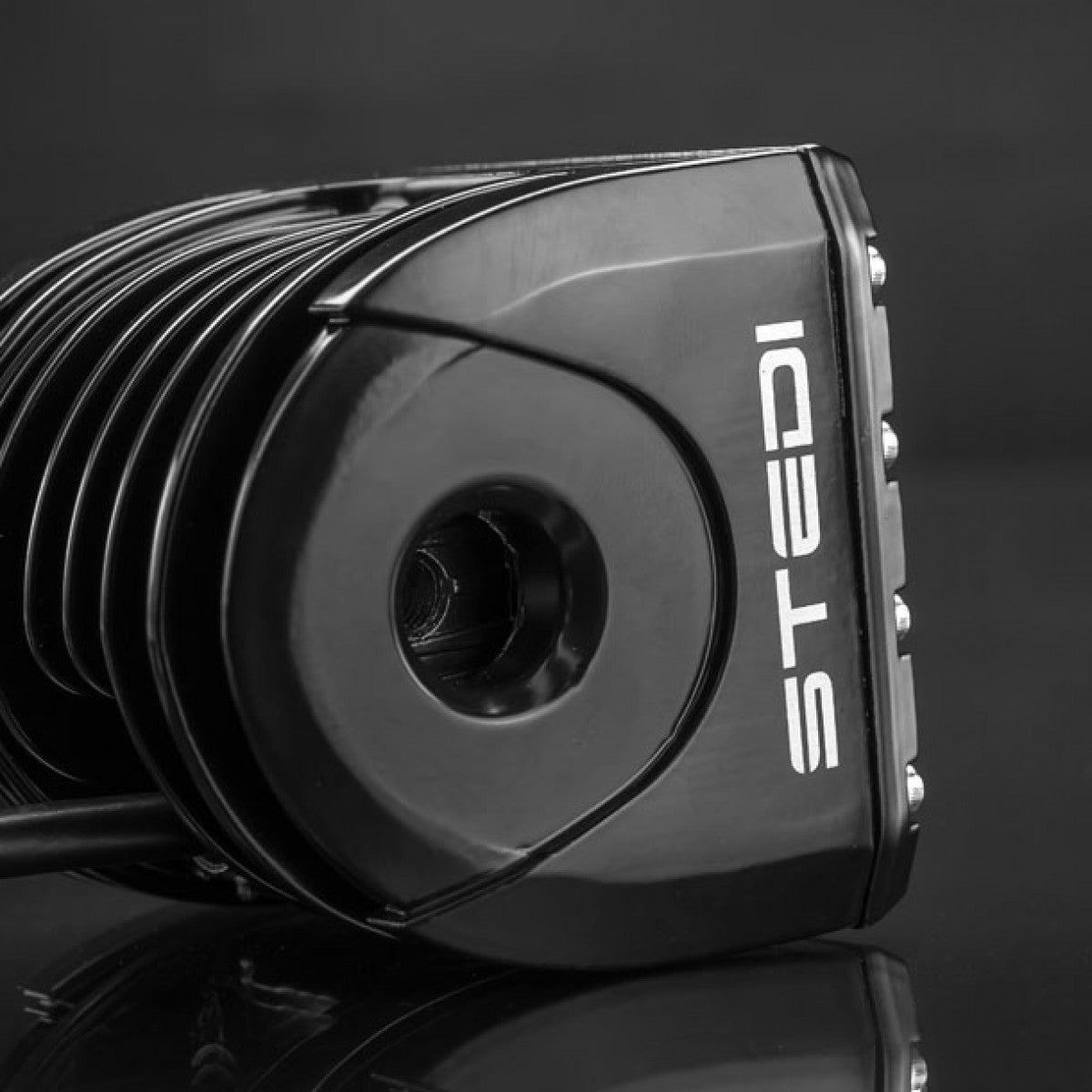 STEDI C-4 Black Edition LED Light Cube (Diffuse) Rove Overland