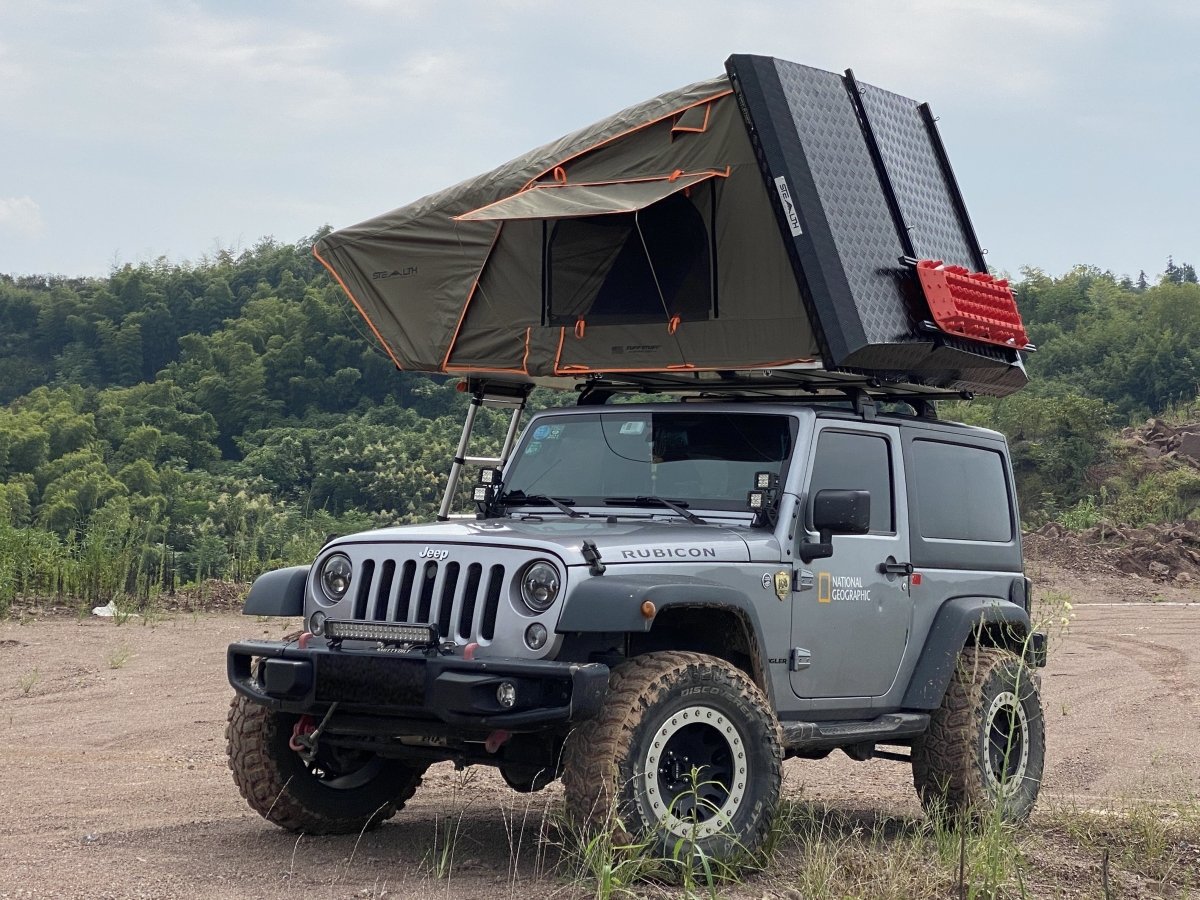 Tuff Stuff STEALTH Hardshell Rooftop Tent, Aluminum, 3-4 Person Tuff Stuff Overland